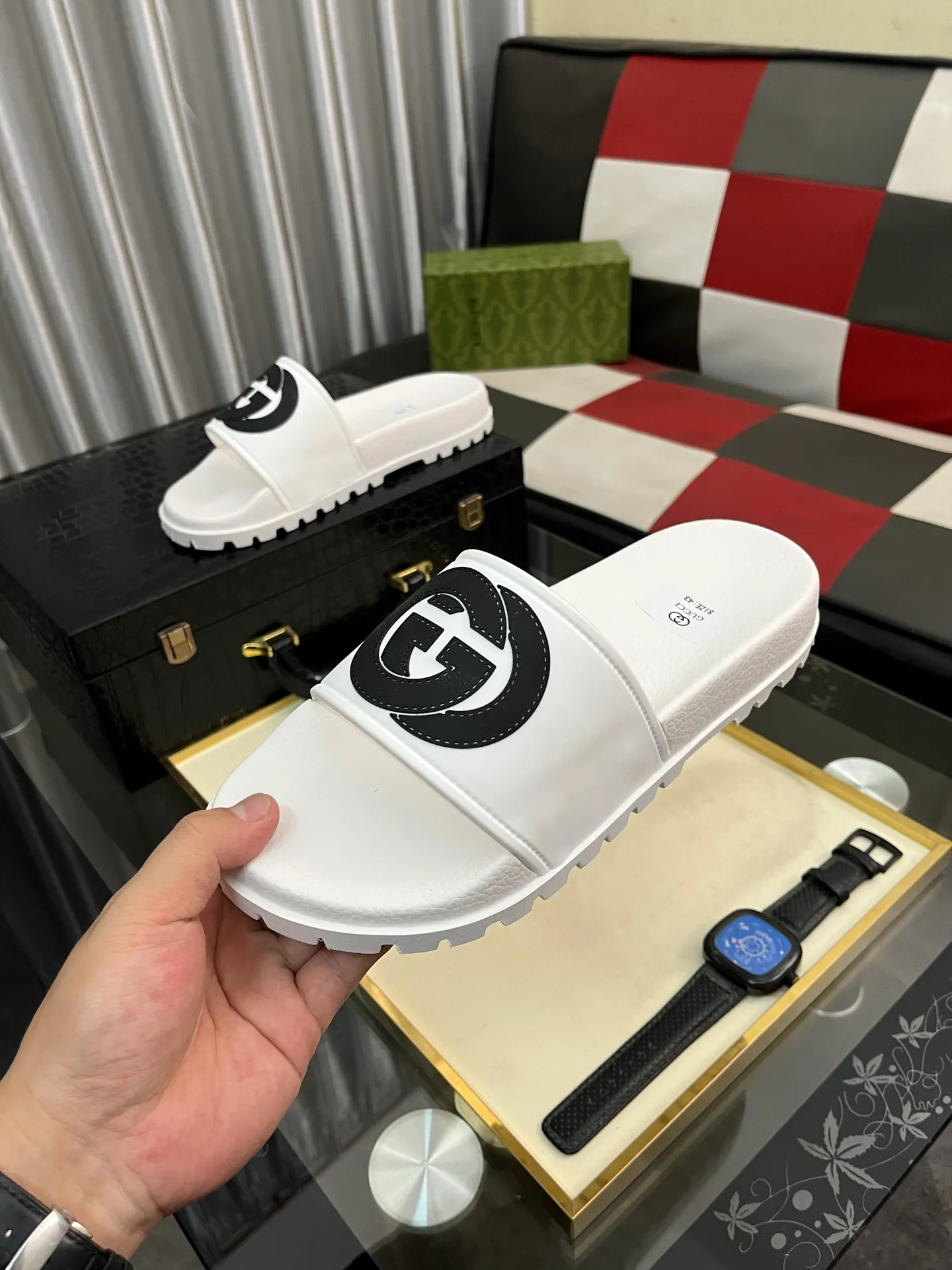 Men's men's shoes💰260⌚️⌚️ＧＵＣＣＩ.Gucci.Official website 1:1 popular slippers hot sale! Original original material 🩴 SIZE: 38-46 (45.46 non-refundable)